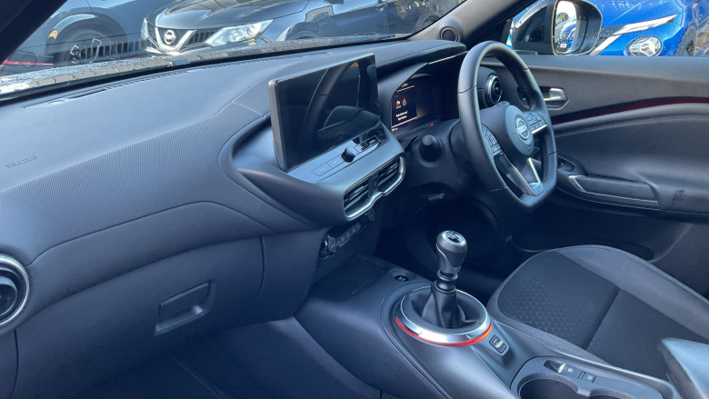 Nissan Juke 1.0 DiG-T N-Connecta 5dr Petrol Hatchback